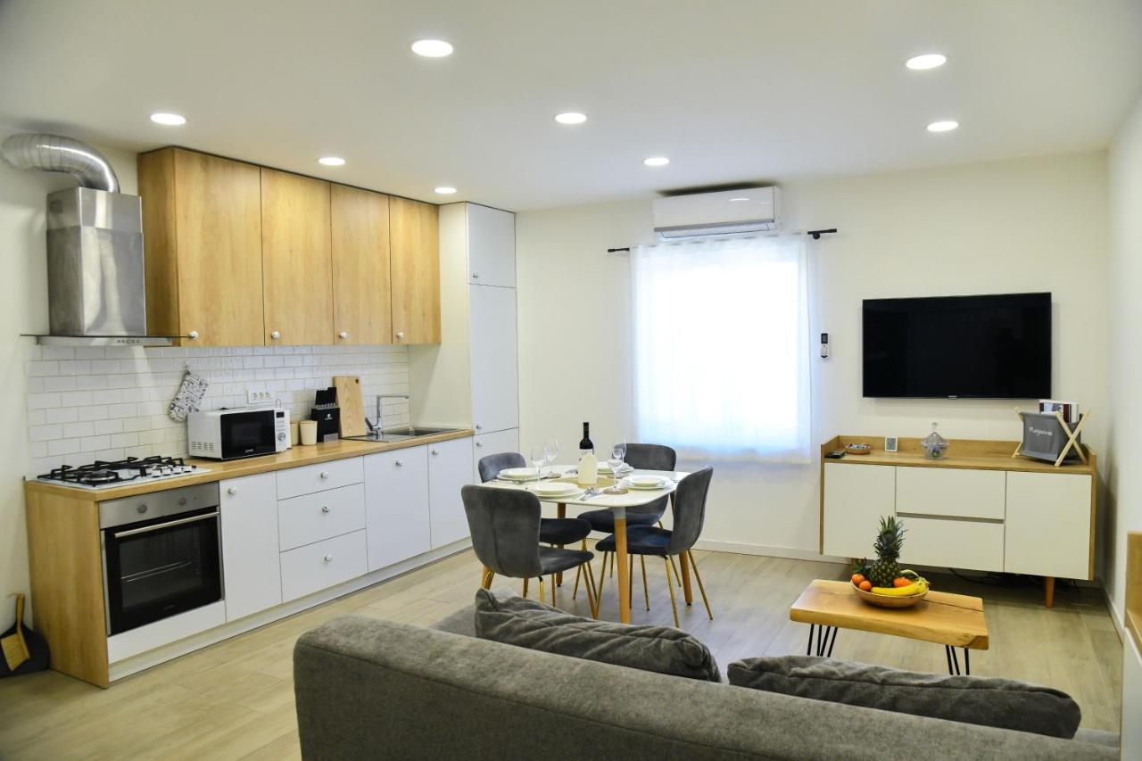 Apartment Maris Sinj Dış mekan fotoğraf