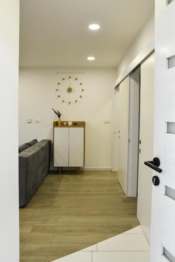 Apartment Maris Sinj Dış mekan fotoğraf